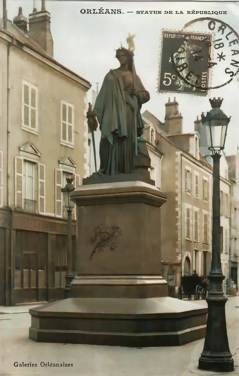 Carte postale Orleans 04 - Colorisée